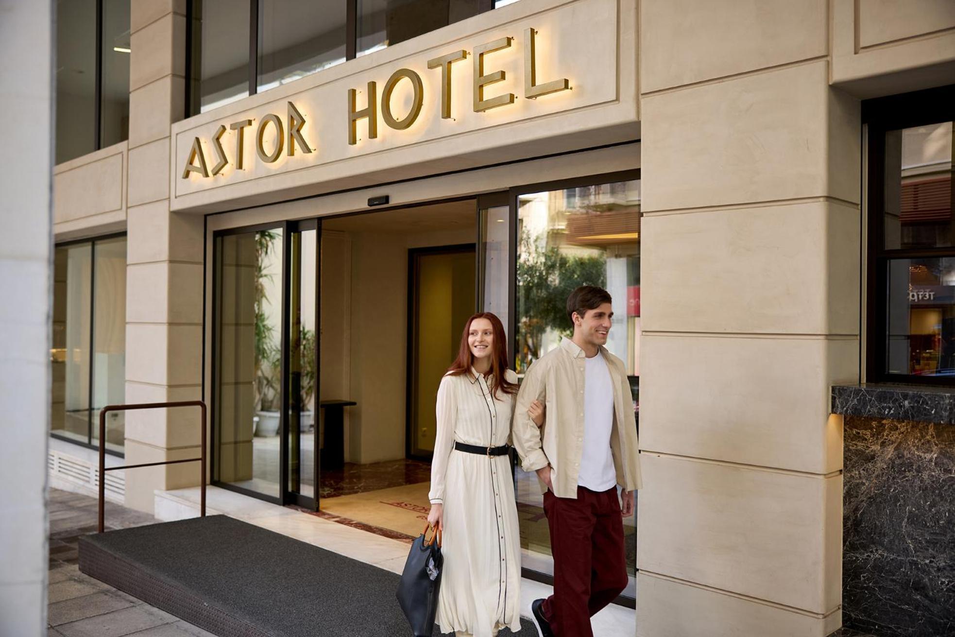 Astor Hotel 4*